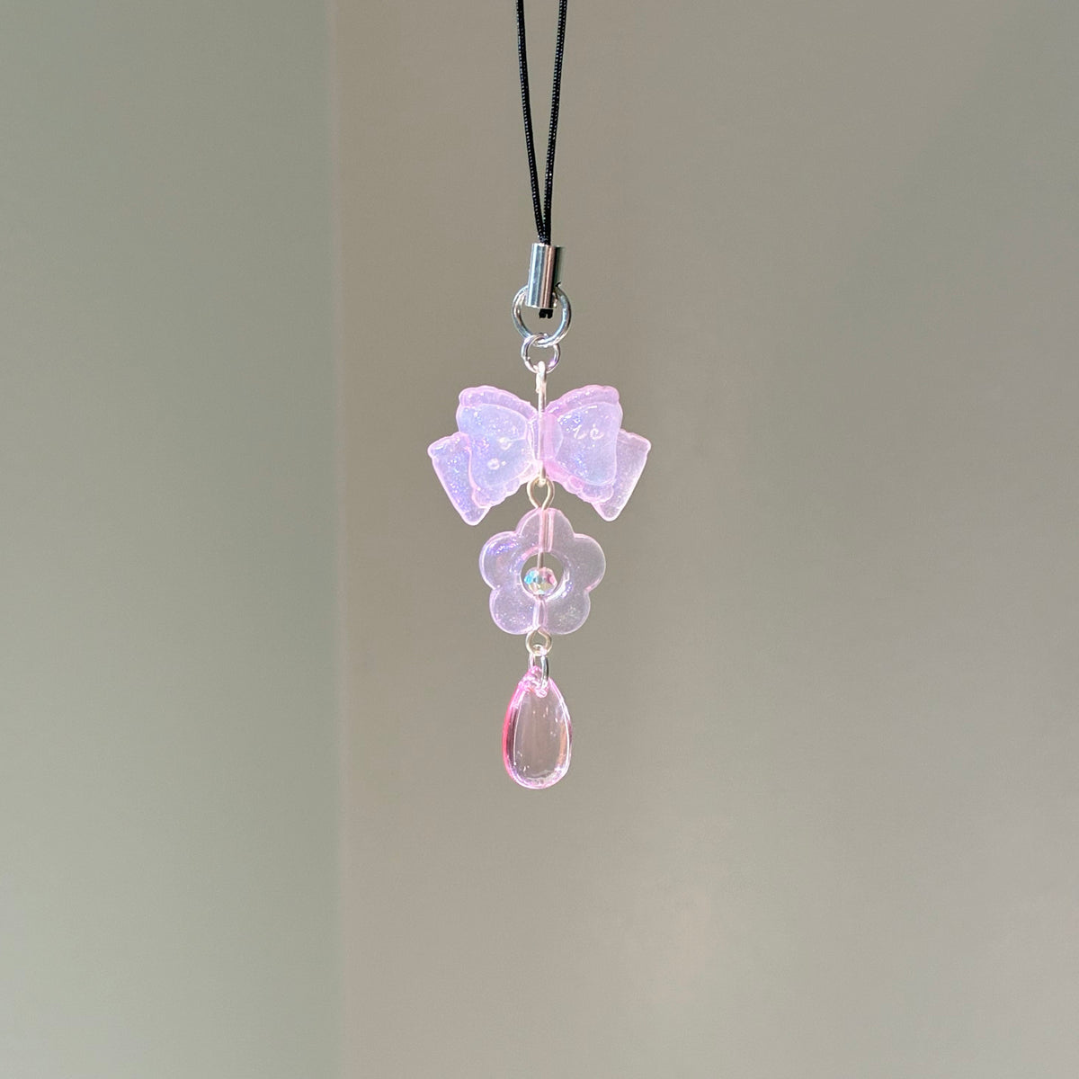 mini ribbons charm