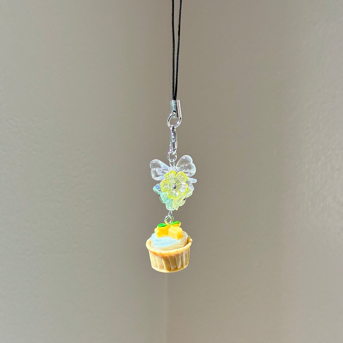 fairy cake charm (limited!)