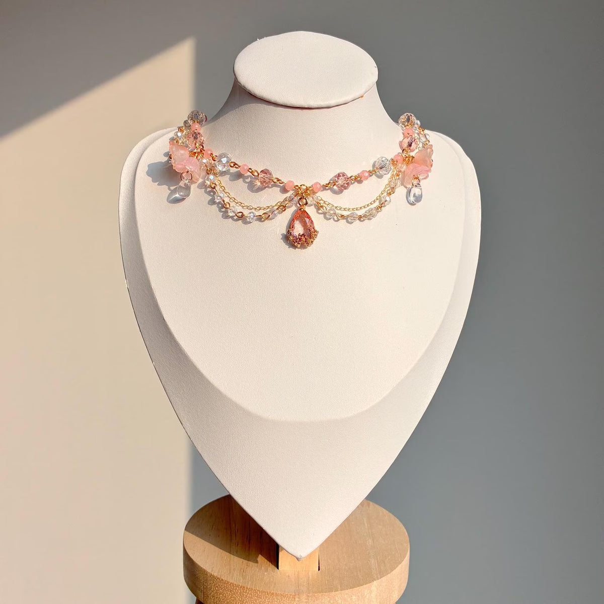 rosetta necklace