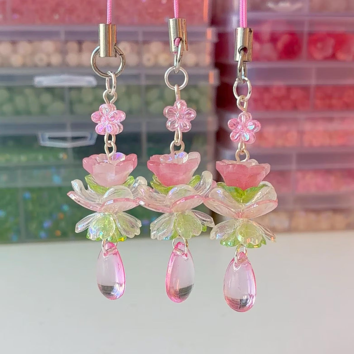 tulip blossom charm